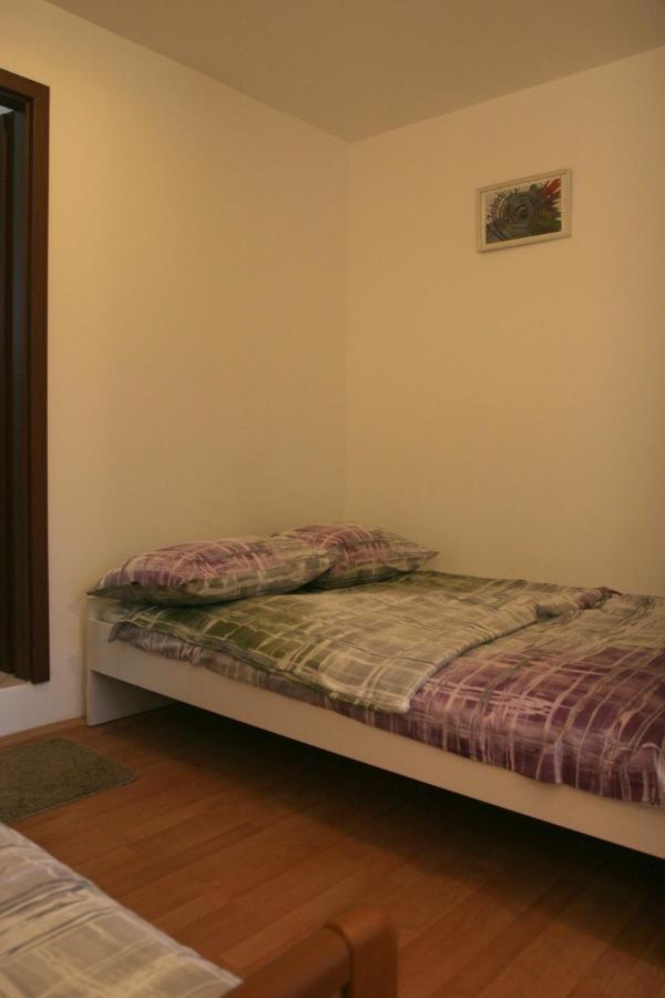 Studio Apartman Maria Čavle Buitenkant foto
