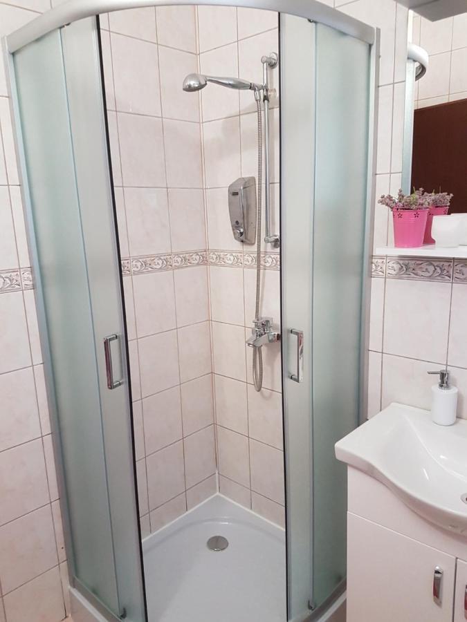 Studio Apartman Maria Čavle Buitenkant foto