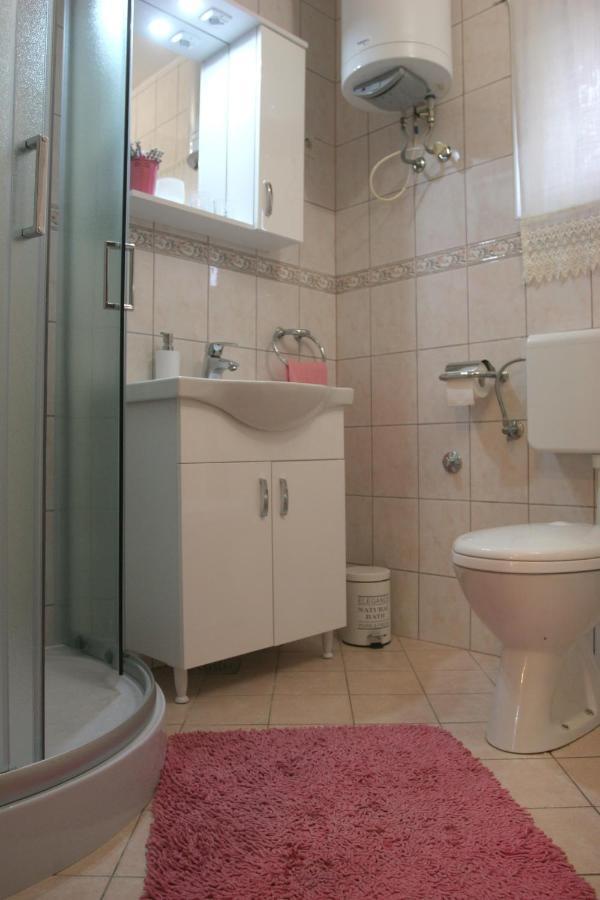 Studio Apartman Maria Čavle Buitenkant foto